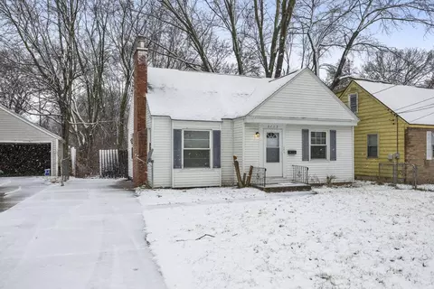 2713 Madison Ave SE, Grand Rapids, MI 49507