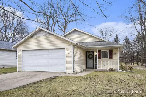 106 West St, Coopersville, MI 49404