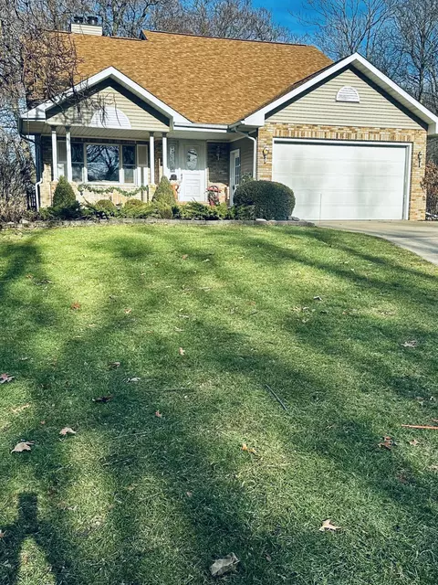 8172 W Op St, Kalamazoo, MI 49009