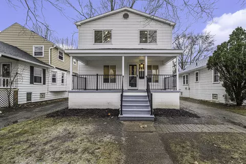 122 Florence St, Clawson, MI 48017