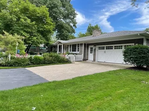 1214 Monroe Blvd, South Haven, MI 49090