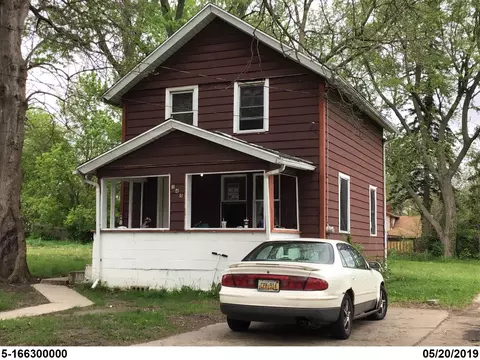 144 Euclid Ave, Jackson, MI 49203