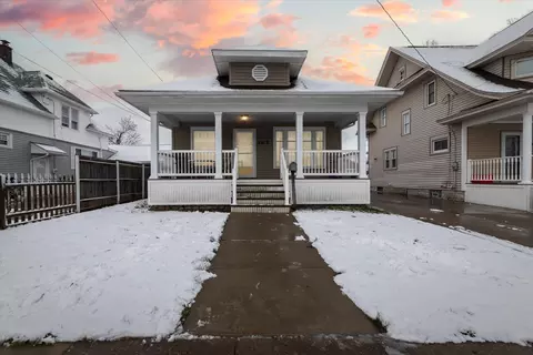 107 W Bidwell St, Battle Creek, MI 49015