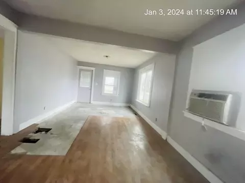 400 E South St, Jackson, MI 49203 photo 3