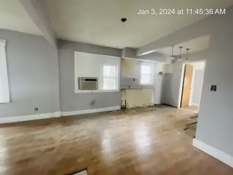 400 E South St, Jackson, MI 49203 photo 5