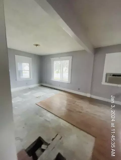 400 E South St, Jackson, MI 49203 photo 4