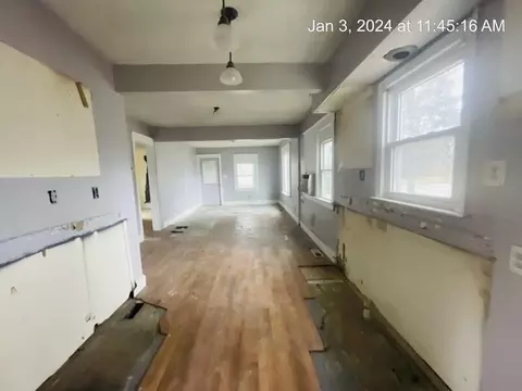 400 E South St, Jackson, MI 49203 photo 2