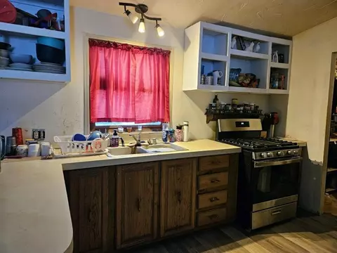 319 2nd St, Blanchard, MI 49310 photo 3
