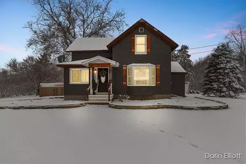 1891 Dick Rd, Ionia, MI 48846
