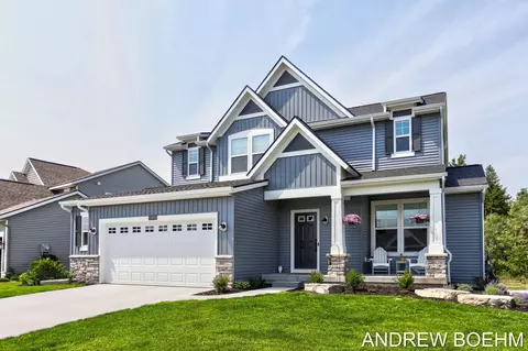 13885 Harrington Lndg, Holland, MI 49424