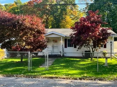 509 Hudson Ave, Jackson, MI 49203