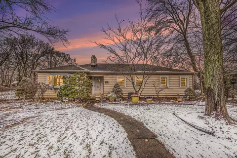 316 Summit St, Jackson, MI 49203