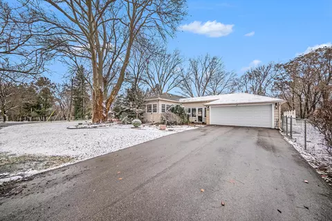 316 Summit St, Jackson, MI 49203 photo 2