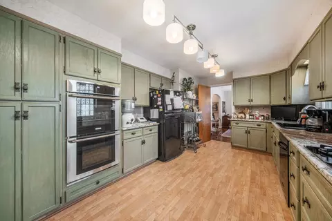 316 Summit St, Jackson, MI 49203 photo 9