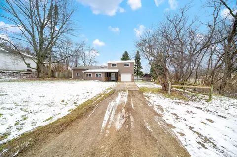 126 Peacock Walk, Jackson, MI 49202 photo 3