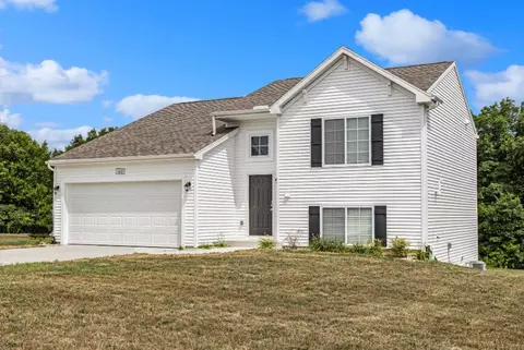 339 N Tannenbaum Trl, Cedar Springs, MI 49319