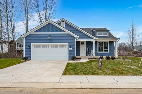 688 Sand Pointe Trl #51, Portage, MI 49024