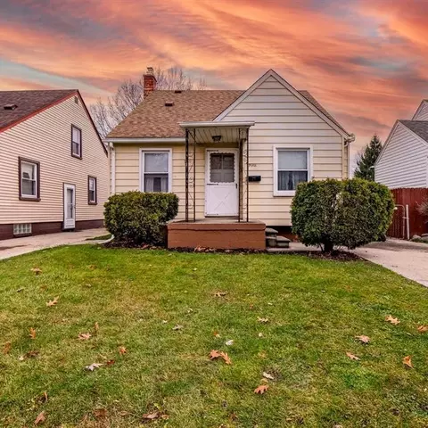 15918 Meyer Ave, Allen Park, MI 48101