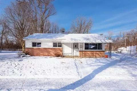 1471 Blossom Ave, Ypsilanti, MI 48198
