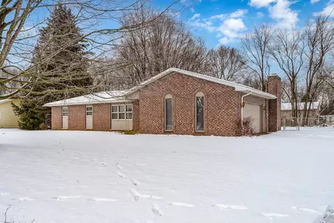 110 Holly Dr, Battle Creek, MI 49017