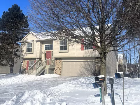 4579 Connor Ct, Ypsilanti, MI 48197