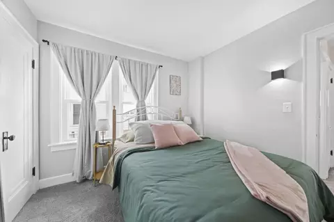 Bedroom - 713 Randolph St, Jackson, MI 49203 photo 4 of 4