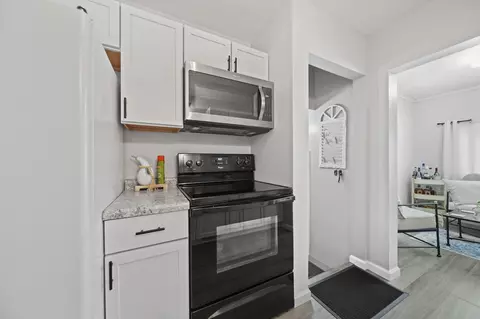 Kitchen - 713 Randolph St, Jackson, MI 49203 photo 2 of 5