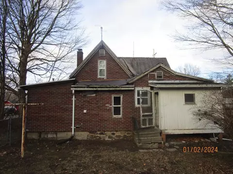 302 Henrietta St, Munith, MI 49259 photo 4