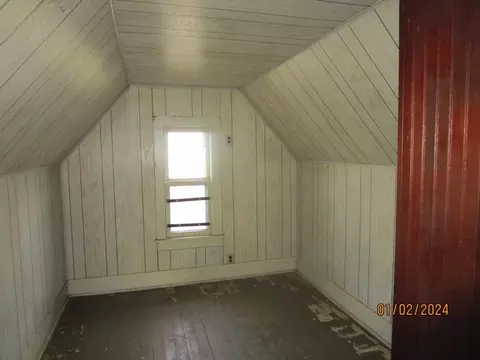 302 Henrietta St, Munith, MI 49259 photo 14