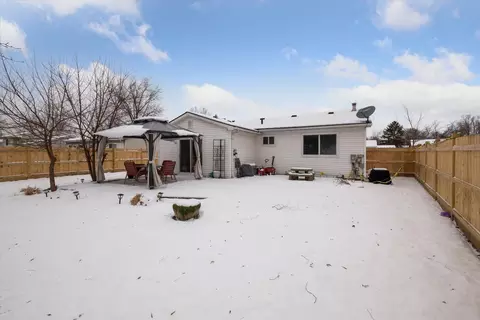30143 Jamestown St, Romulus, MI 48174 photo 31