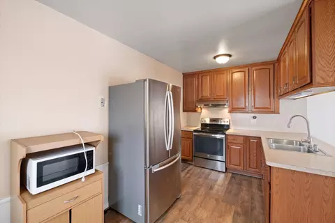 30143 Jamestown St, Romulus, MI 48174 photo 10