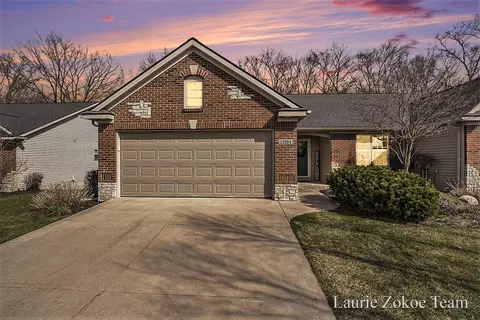 12284 Aleigha Dr NW, Grand Rapids, MI 49534