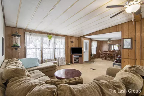 24963 E Point Dr, Mattawan, MI 49071 photo 13