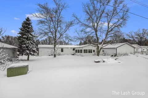 24963 E Point Dr, Mattawan, MI 49071 photo 37