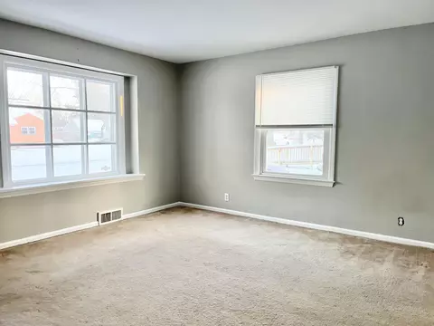 2404 Midday St, Jackson, MI 49203 photo 6