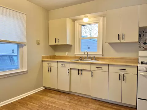 2404 Midday St, Jackson, MI 49203 photo 13