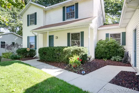 3006 Joshua Ct, Holland, MI 49424