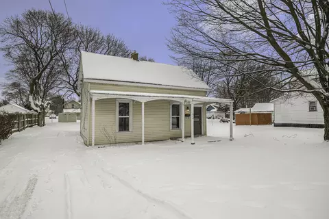 215 N Centerville Rd, Sturgis, MI 49091