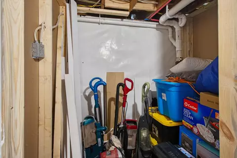 509 W Gilson St, Edmore, MI 48829 photo 39