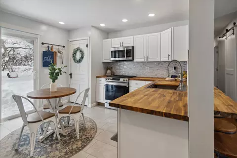 509 W Gilson St, Edmore, MI 48829 photo 11