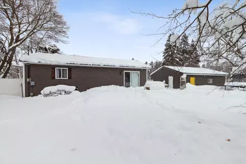 509 W Gilson St, Edmore, MI 48829 photo 45