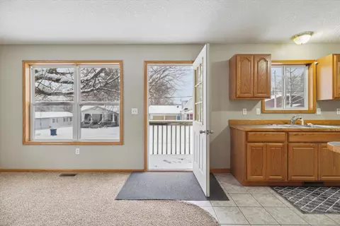 109 E Walnut St, Stanton, MI 48888 photo 4