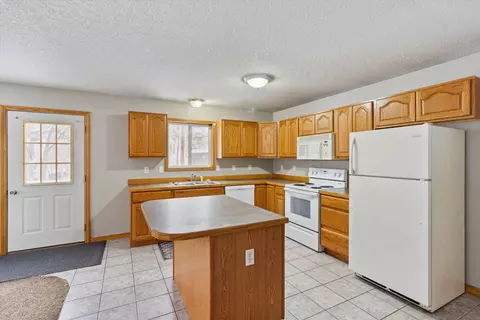 109 E Walnut St, Stanton, MI 48888 photo 10