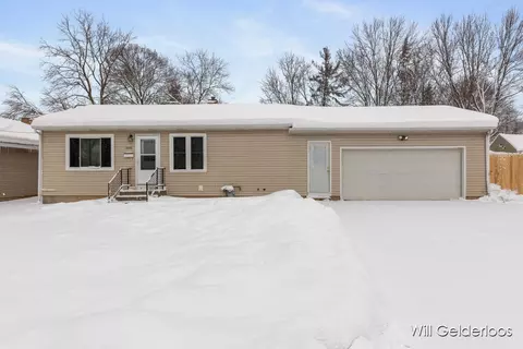 1435 Bradford St NE, Grand Rapids, MI 49503