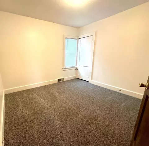 302 Hague Ave, Jackson, MI 49203 photo 14