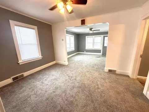 302 Hague Ave, Jackson, MI 49203 photo 6