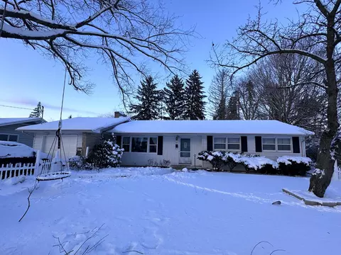 47 Golden Ave, Battle Creek, MI 49015