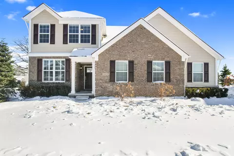 24426 Padstone Dr, South Lyon, MI 48178