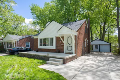 2651 Woodside St, Dearborn, MI 48124