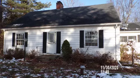 18420 S Fisher Lake Rd, Three Rivers, MI 49093